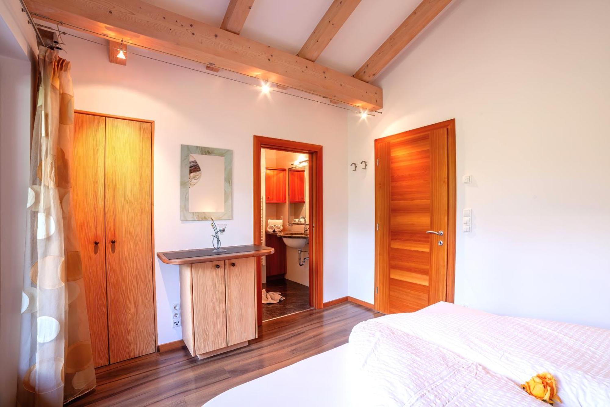Appartementhaus Tratter ลากุนโด ภายนอก รูปภาพ