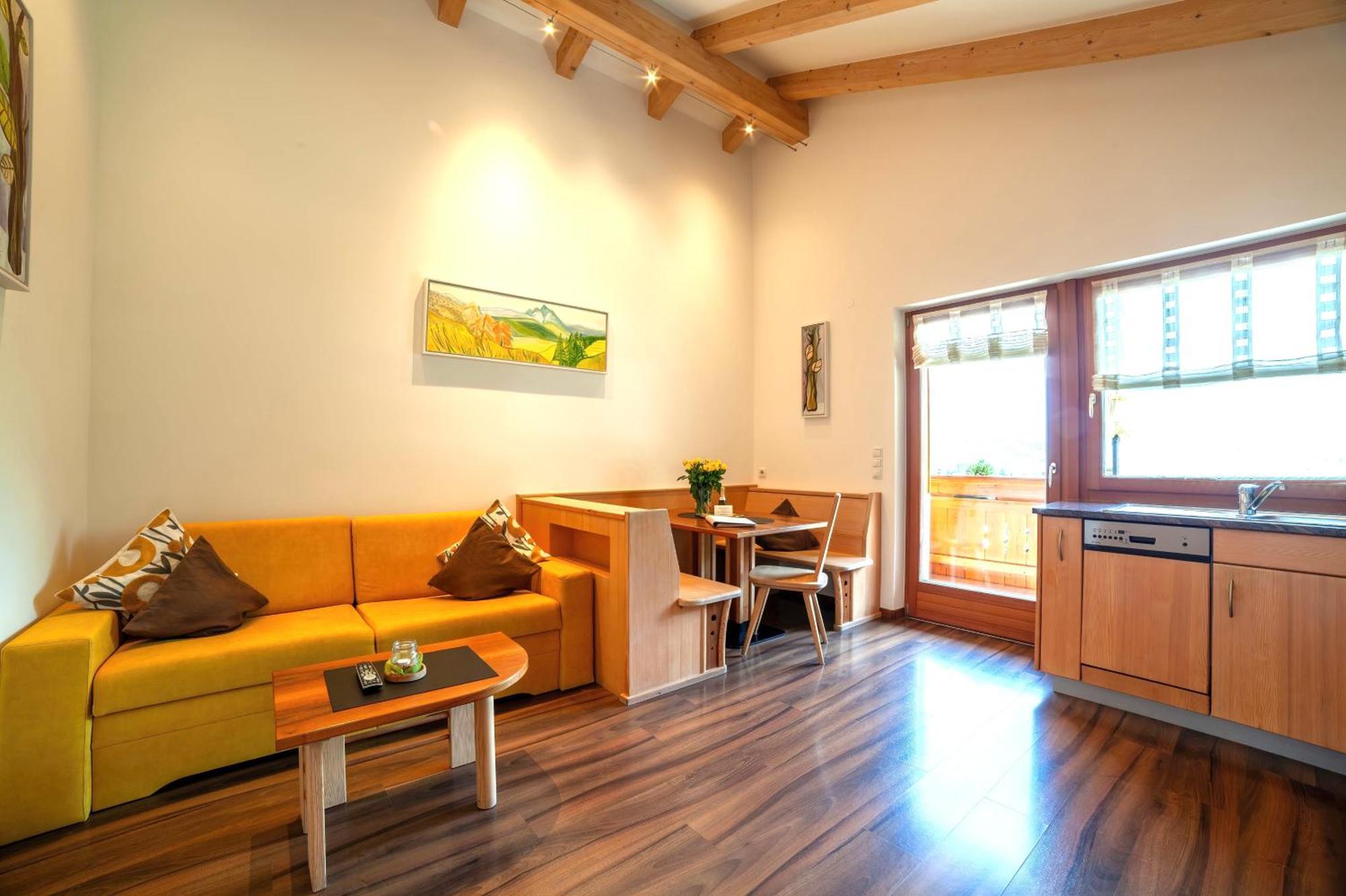 Appartementhaus Tratter ลากุนโด ภายนอก รูปภาพ