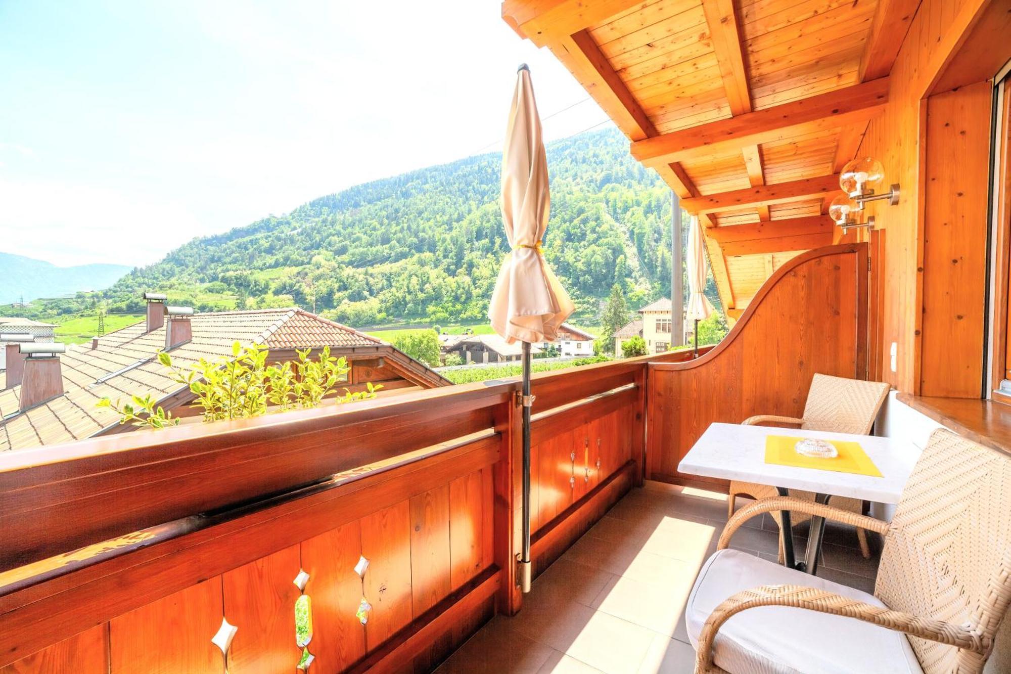 Appartementhaus Tratter ลากุนโด ภายนอก รูปภาพ